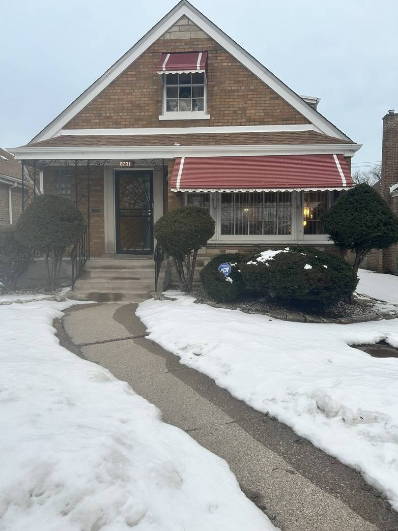 8731 S Clyde AVE, Chicago, IL 60617