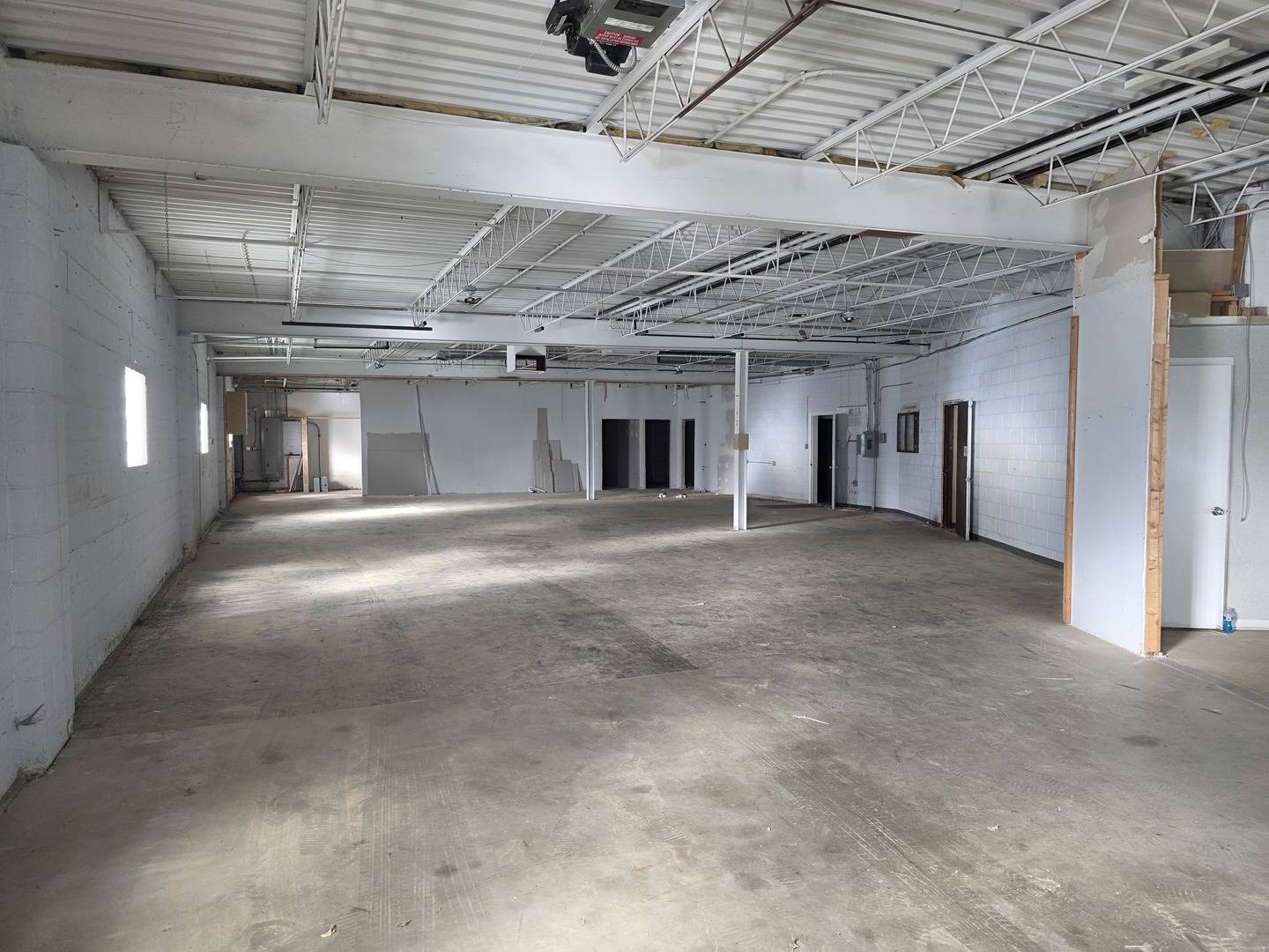 8430 Waukegan RD, Morton Grove, IL 60053