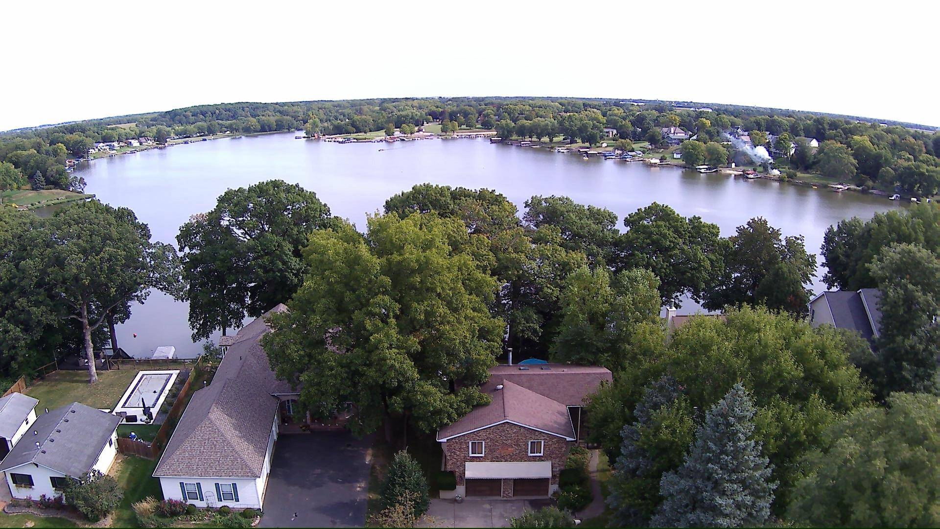1549 Lake Holiday DR, Sandwich, IL 60548