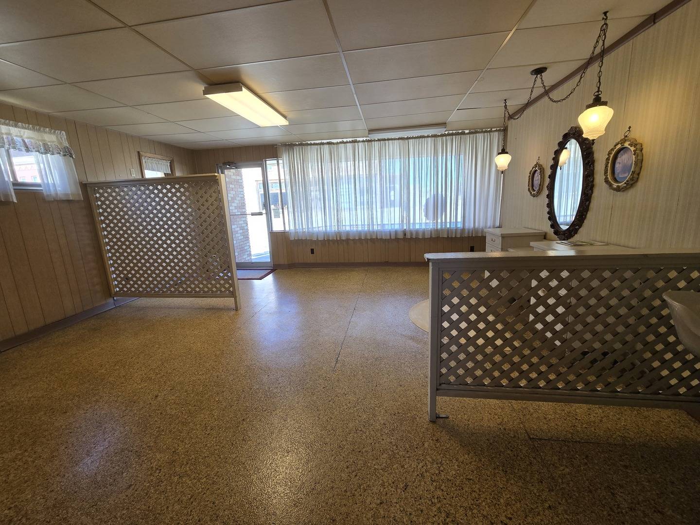 115 E Mason ST, Polo, IL 61064