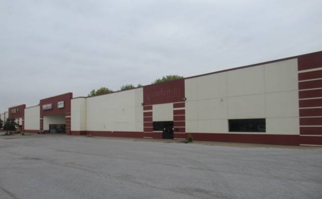 1010 E KIMBERLY RD #C, Davenport, IA 52807