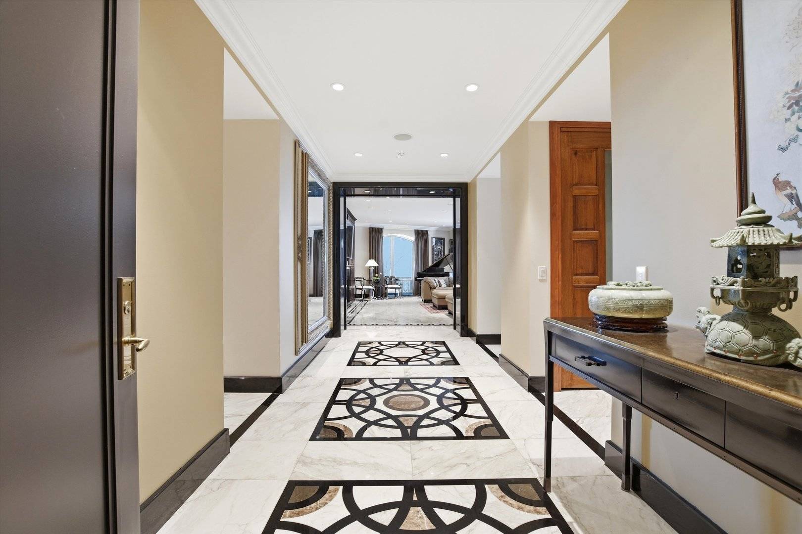 840 N Lake Shore DR #201, Chicago, IL 60611