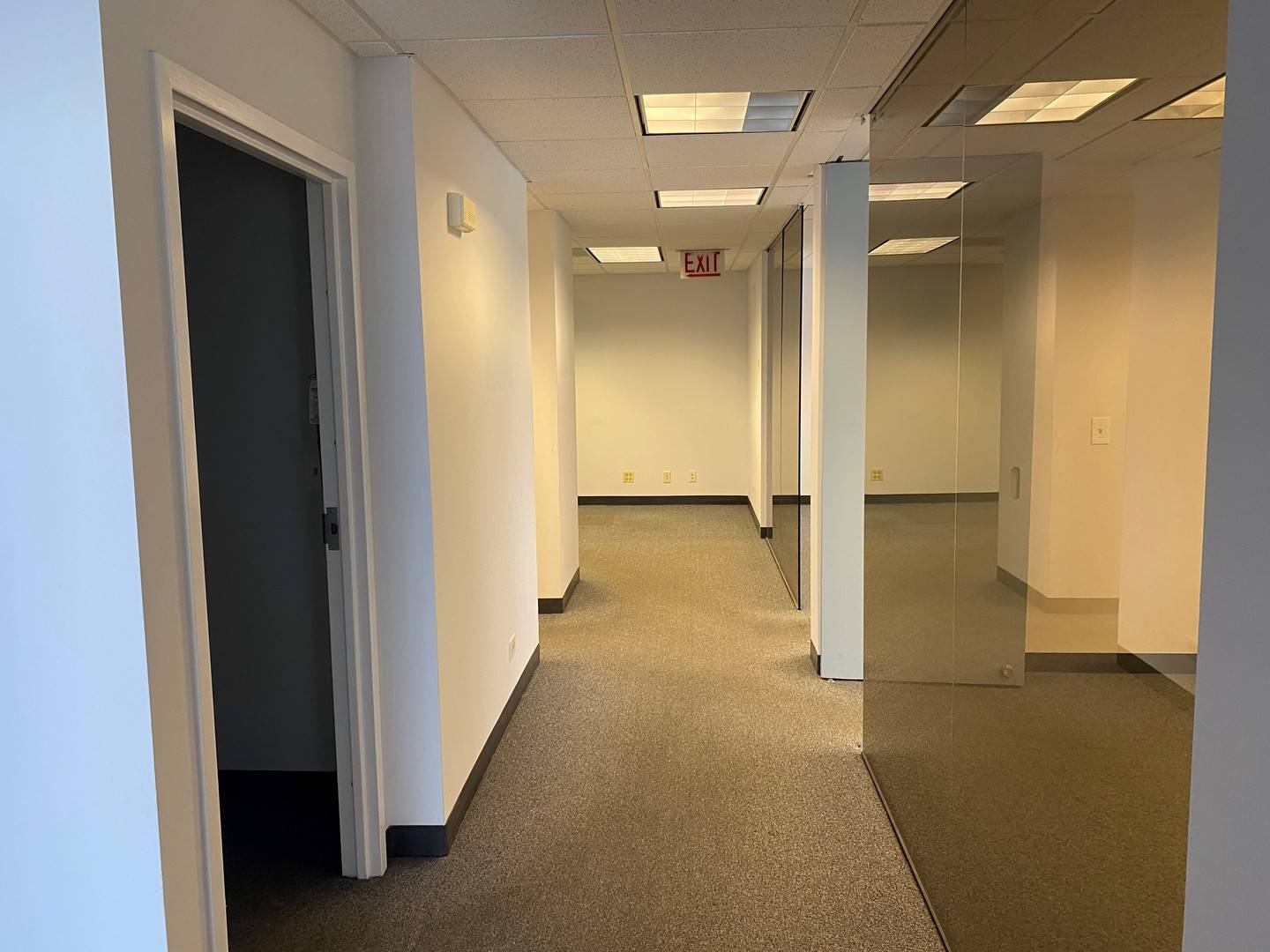 7101 N Cicero AVE, Lincolnwood, IL 60712