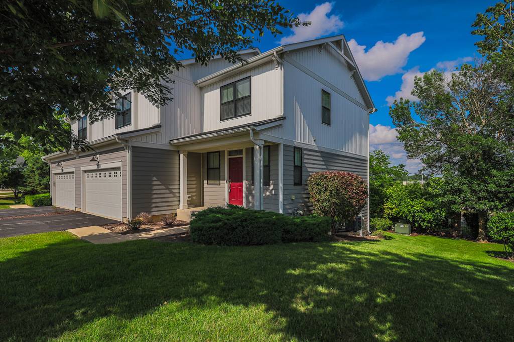 3718 Tramore CT, Naperville, IL 60564