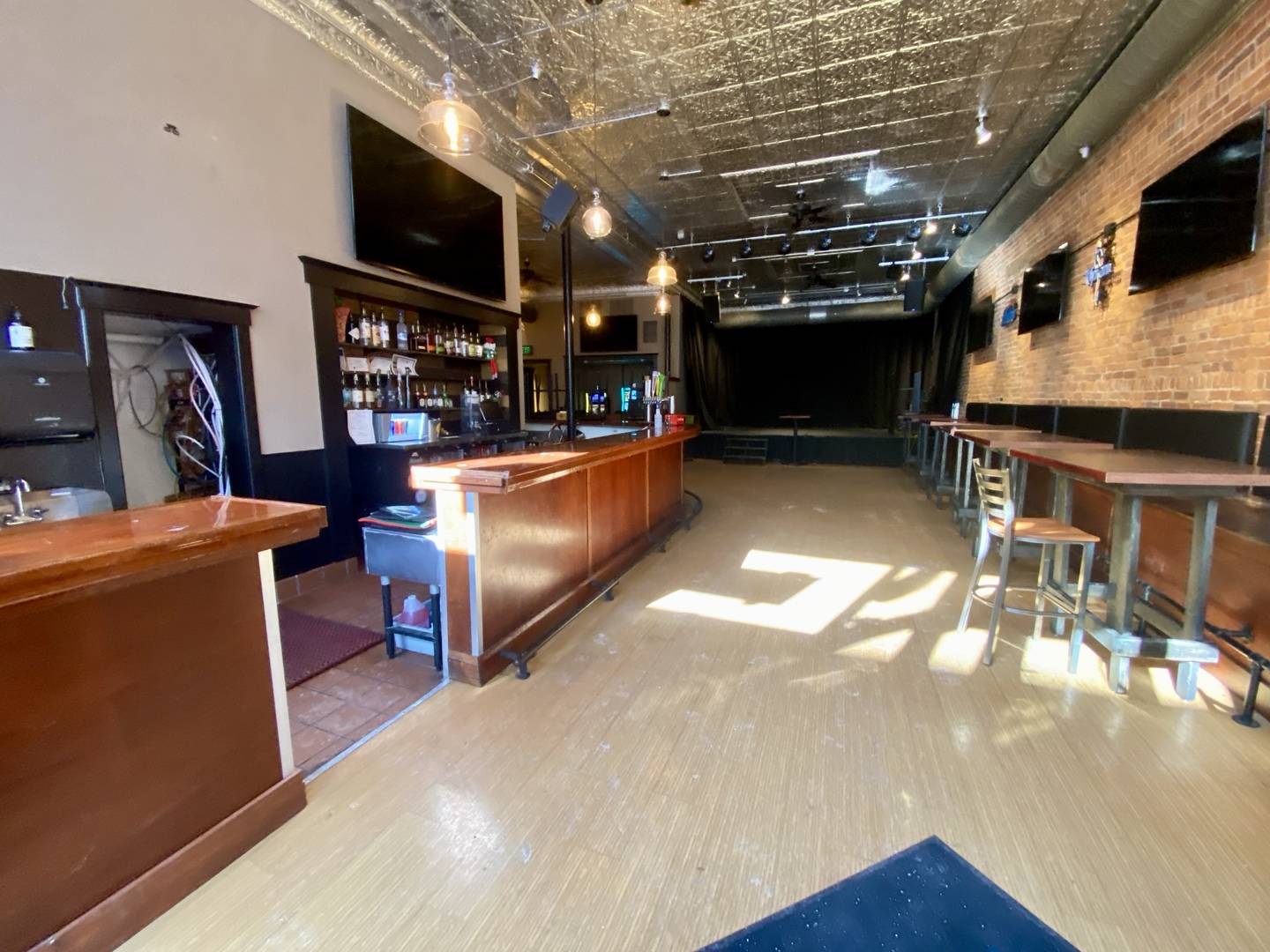 6 Taylor ST E, Champaign, IL 61820
