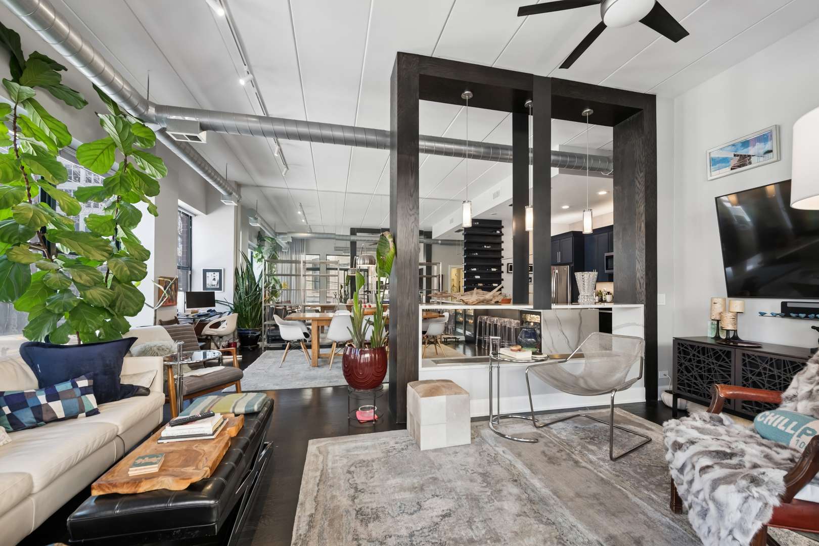 936 W MADISON ST #2A, Chicago, IL 60607