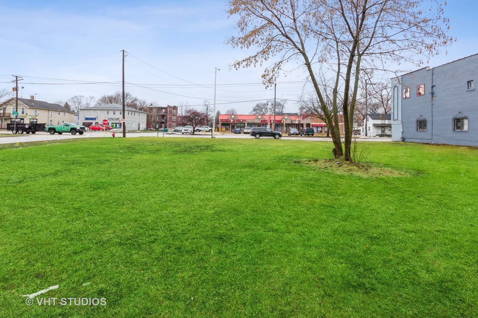 456 N Collins ST, Joliet, IL 60432