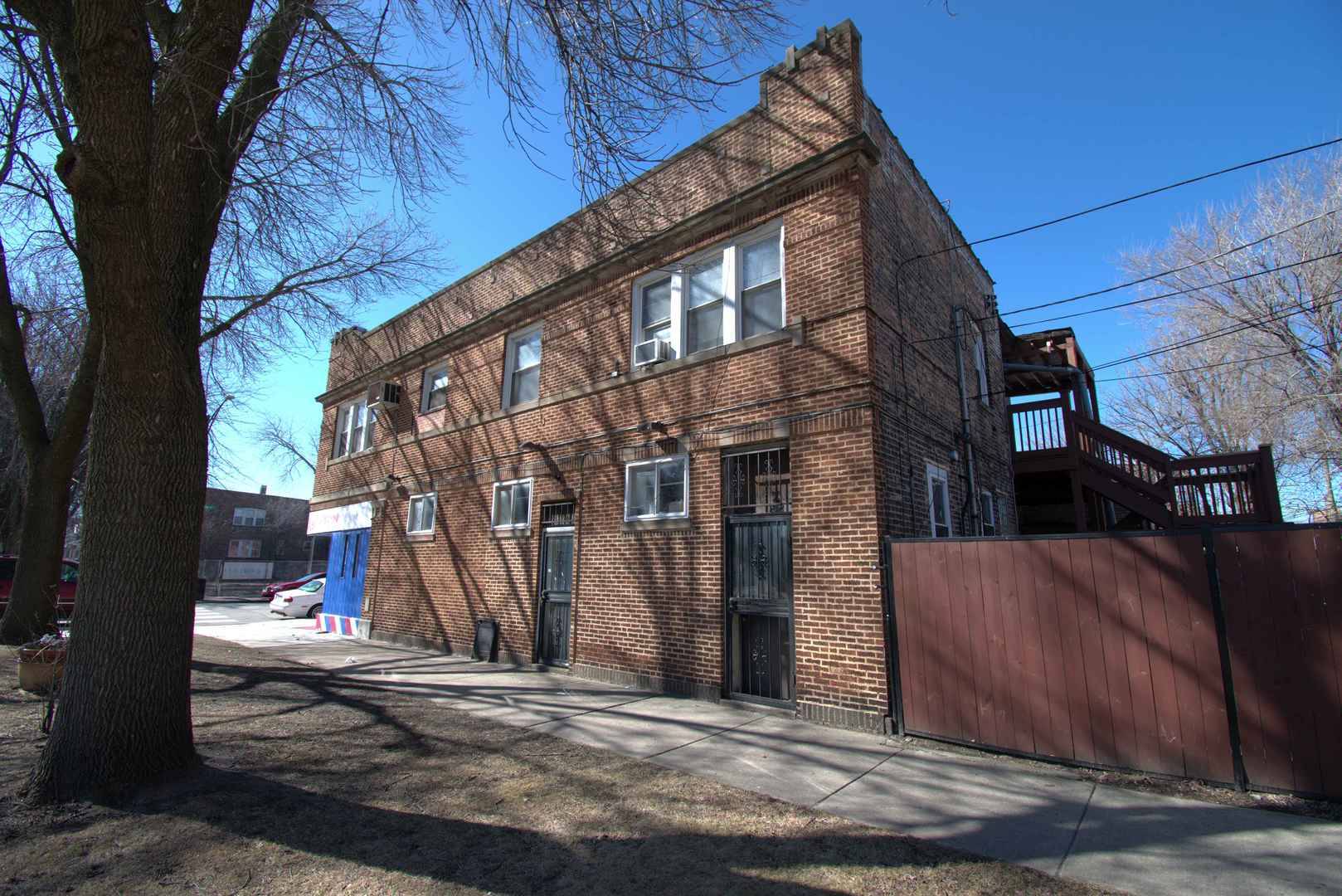 334 E 75th ST, Chicago, IL 60619