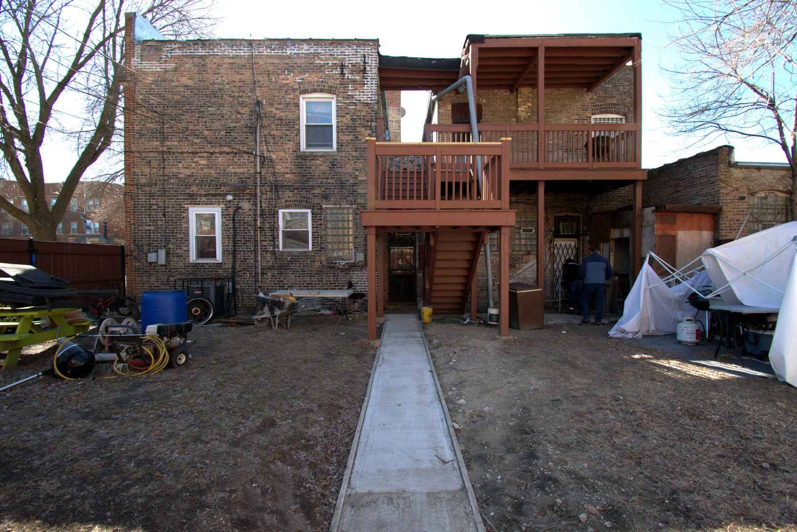 334 E 75th ST, Chicago, IL 60619