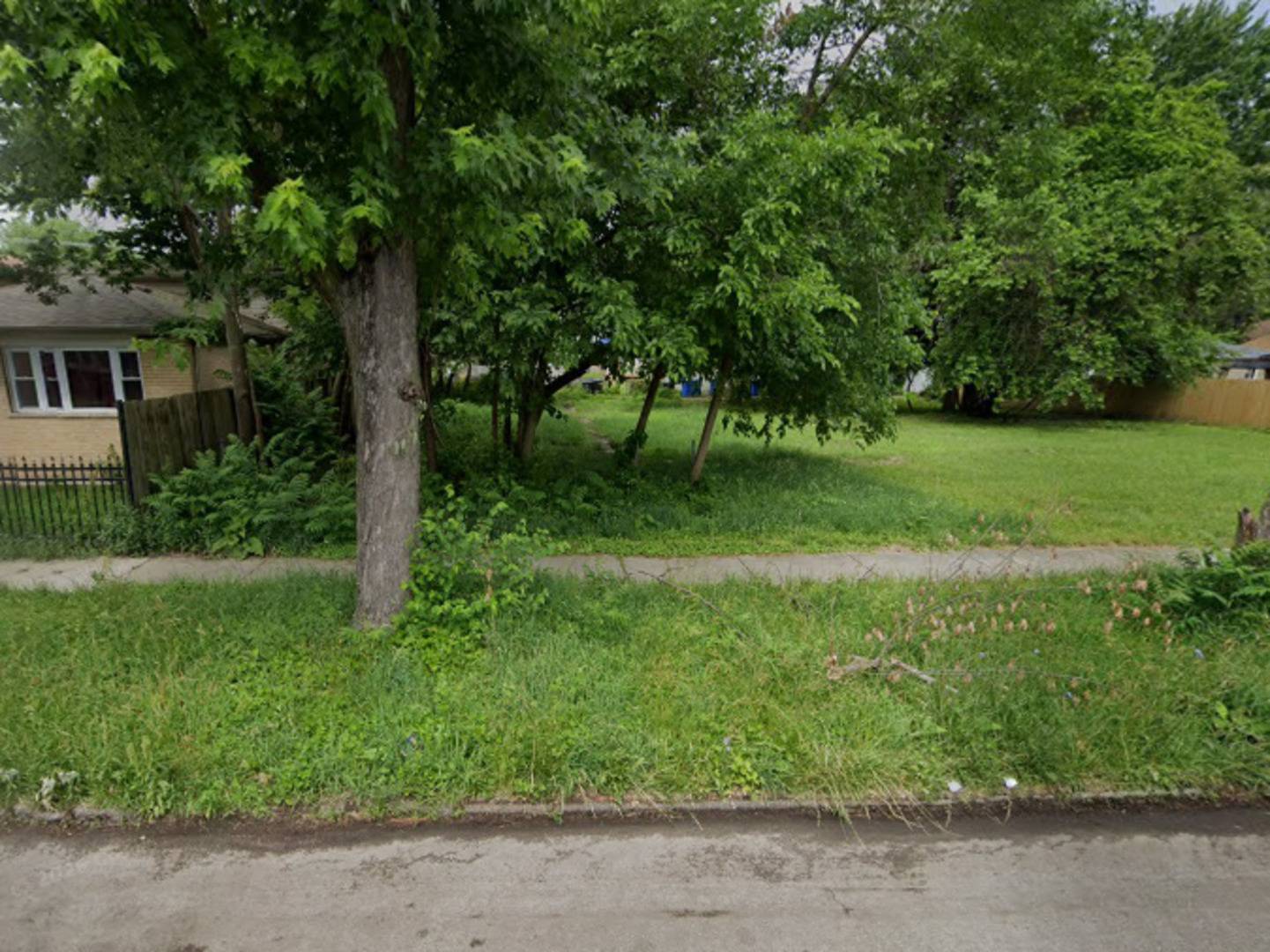8018 S Kimbark AVE, Chicago, IL 60619