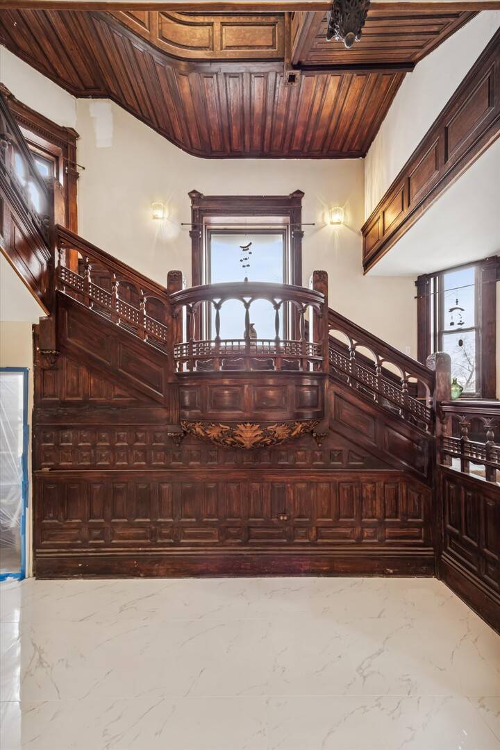 3736 S Michigan AVE, Chicago, IL 60653