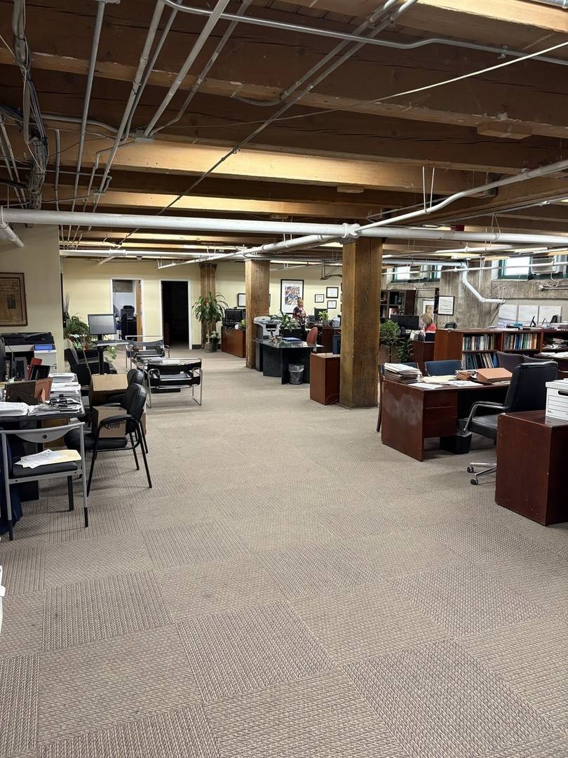 566 W Lake ST #101, Chicago, IL 60661