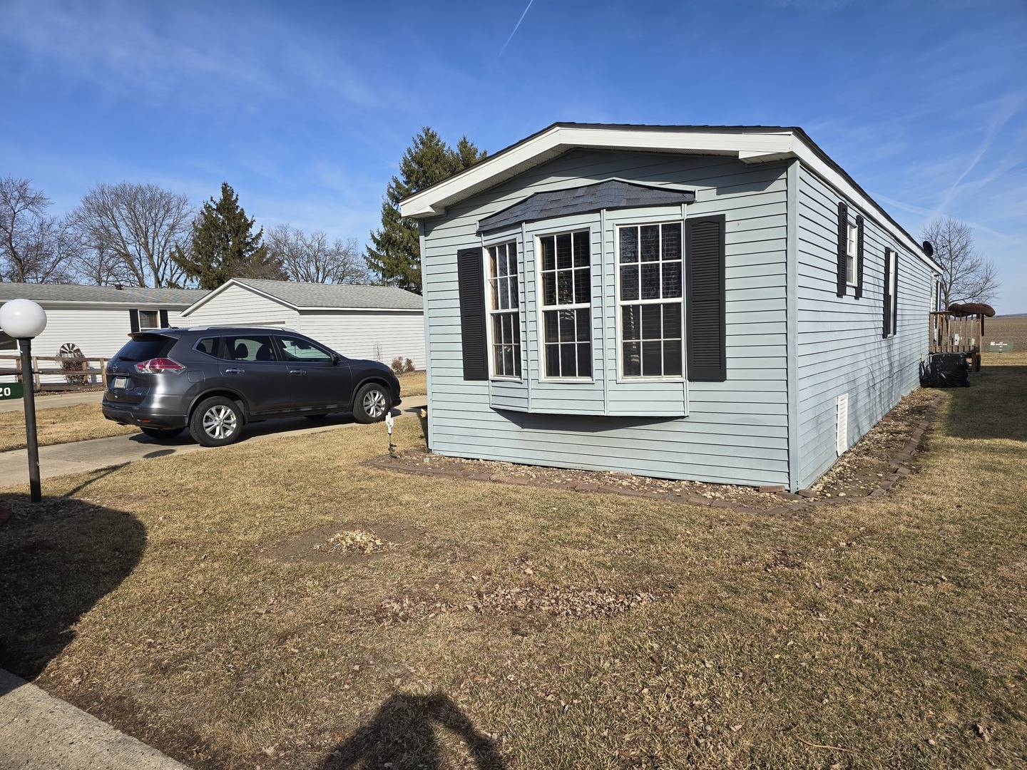 20 Cedar LN, Sandwich, IL 60548