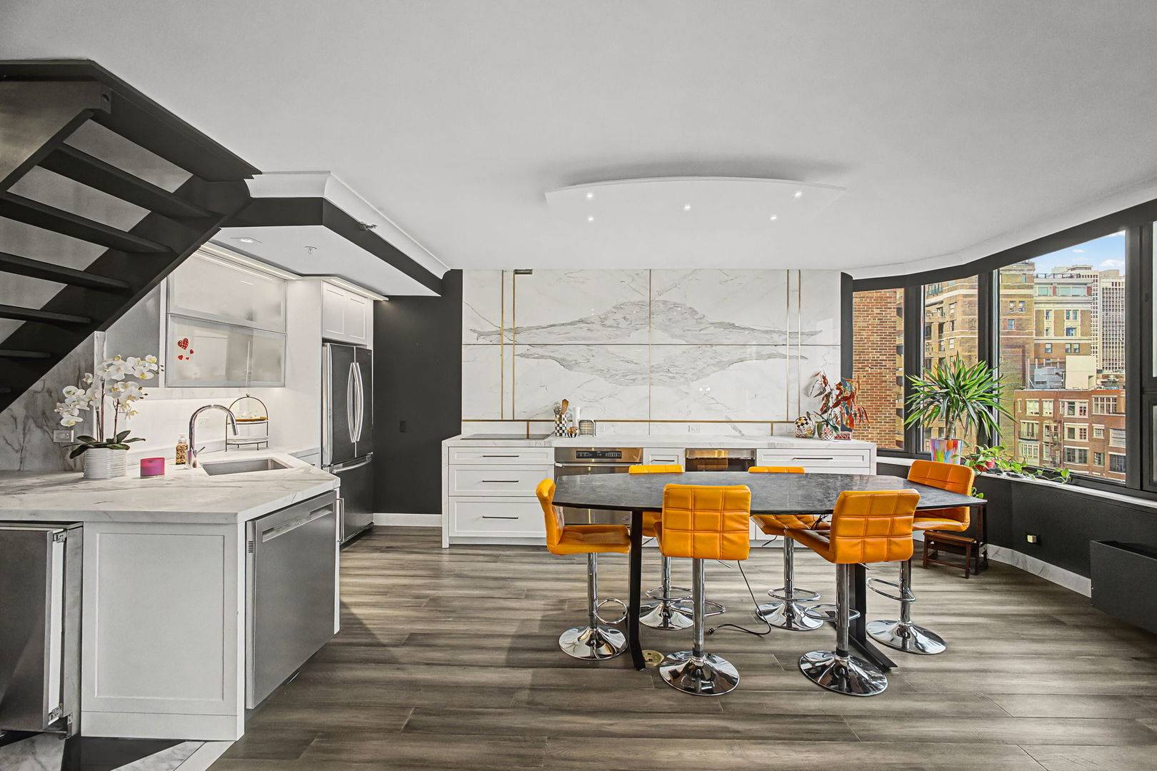 221 E WALTON PL #13C, Chicago, IL 60611