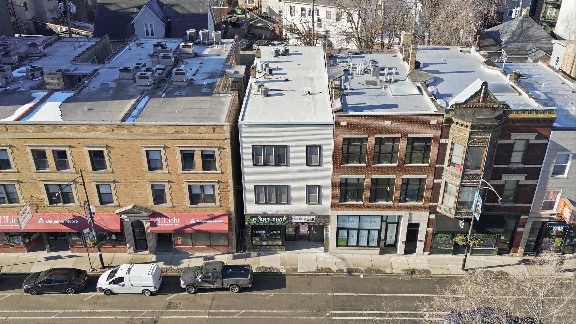 3240 N Clark ST, Chicago, IL 60657