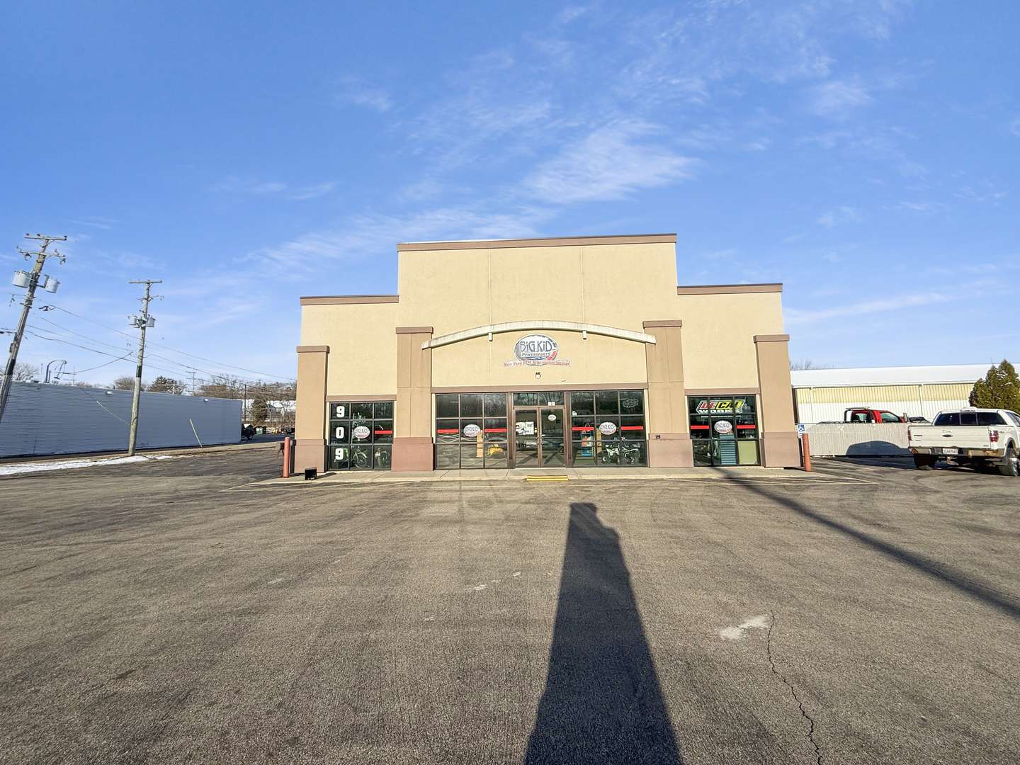909 Front ST, Mchenry, IL 60050