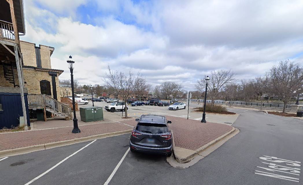 106 W Main ST #B, West Dundee, IL 60118