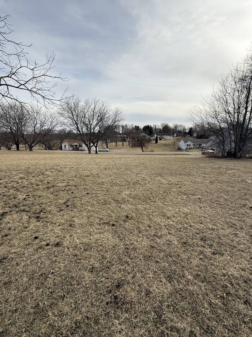 2275 Drexel AVE, Davis, IL 61019
