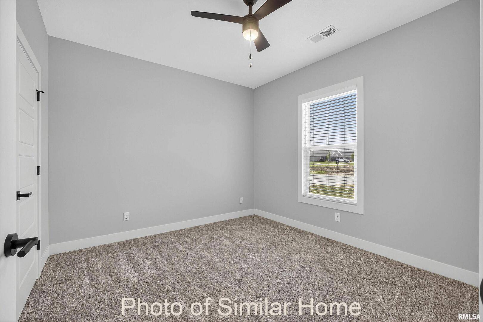 442 N 2ND AVE, Eldridge, IA 52748