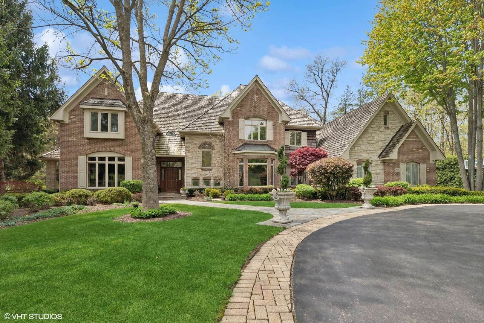 1181 Gavin CT, Lake Forest, IL 60045