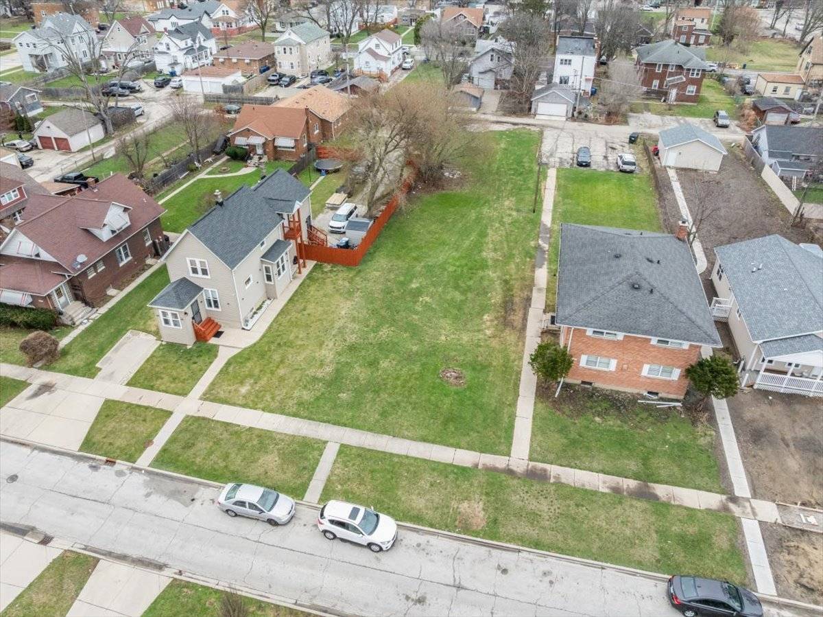 1725 Lincoln ST, North Chicago, IL 60064