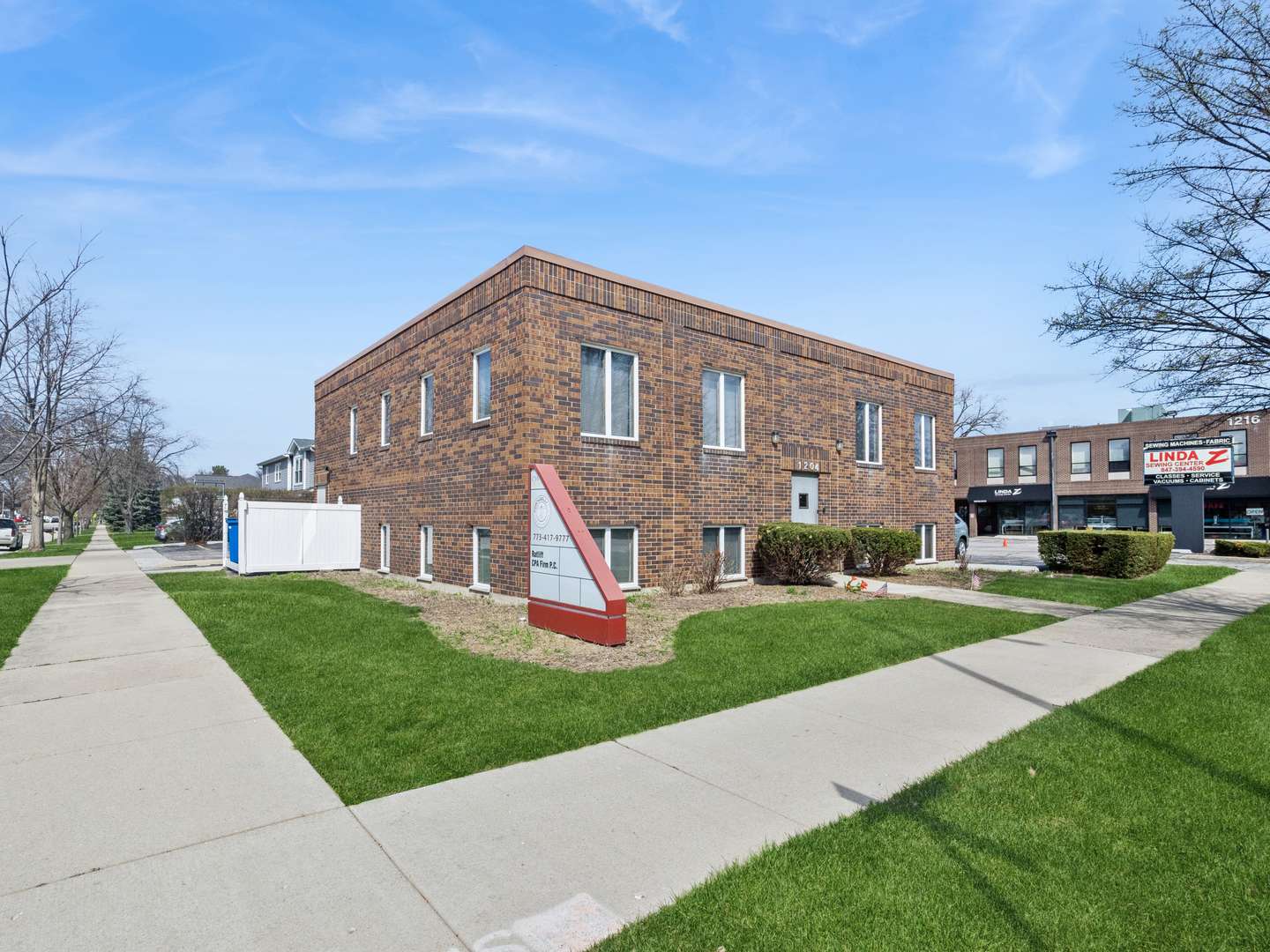 1204 E Central RD, Arlington Heights, IL 60005