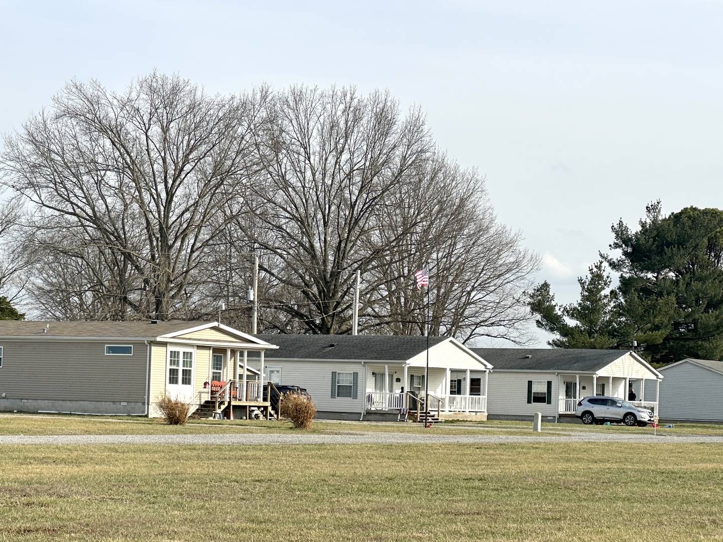111 Devan DR, Murphysboro, IL 62966
