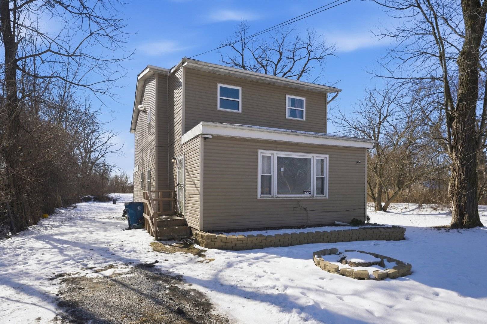 1773 E 158th ST, South Holland, IL 60473