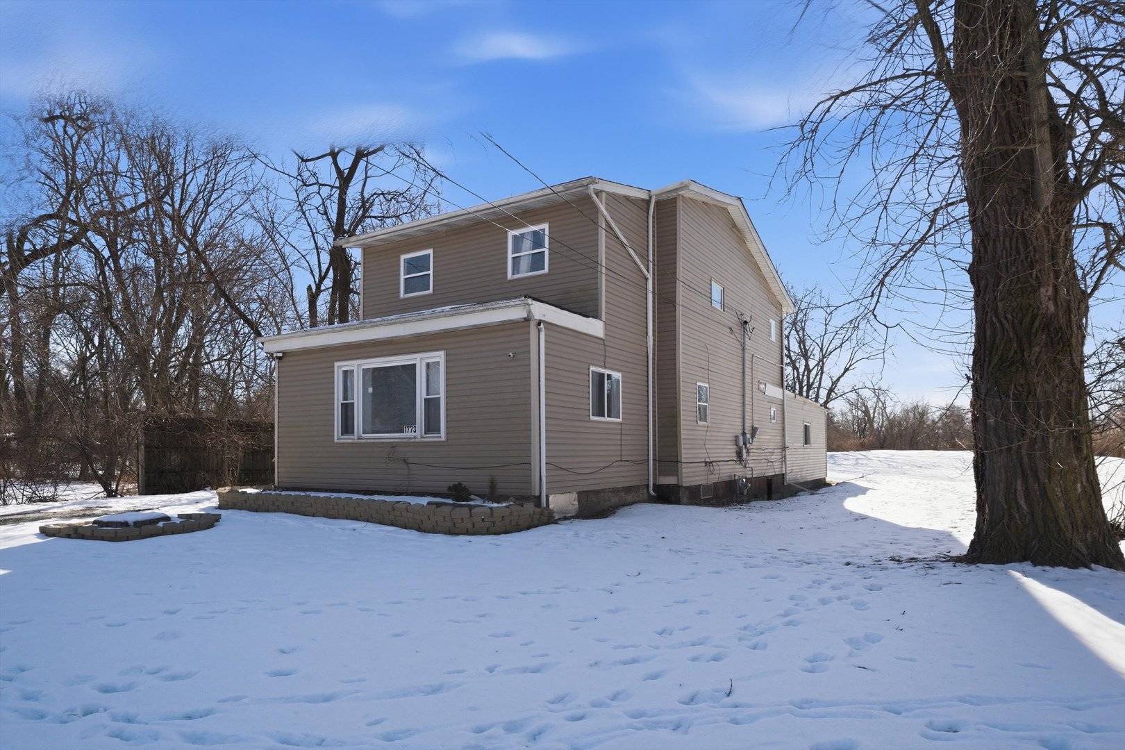 1773 E 158th ST, South Holland, IL 60473