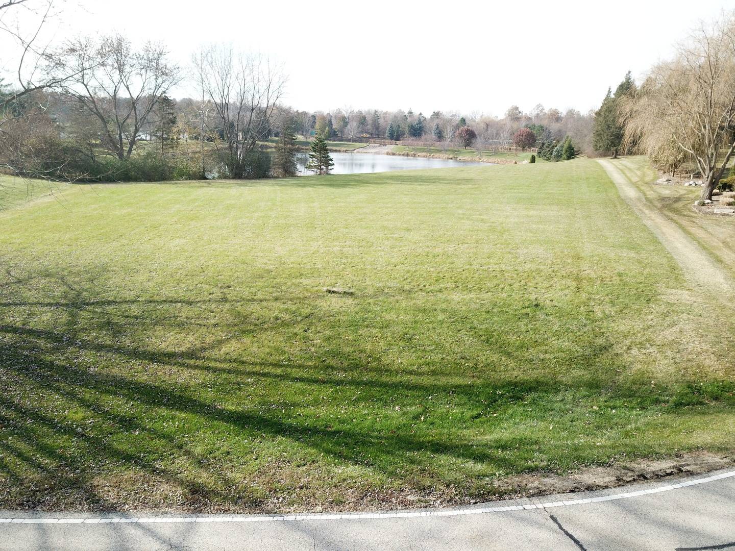 1800 Hamilton CT, Inverness, IL 60010