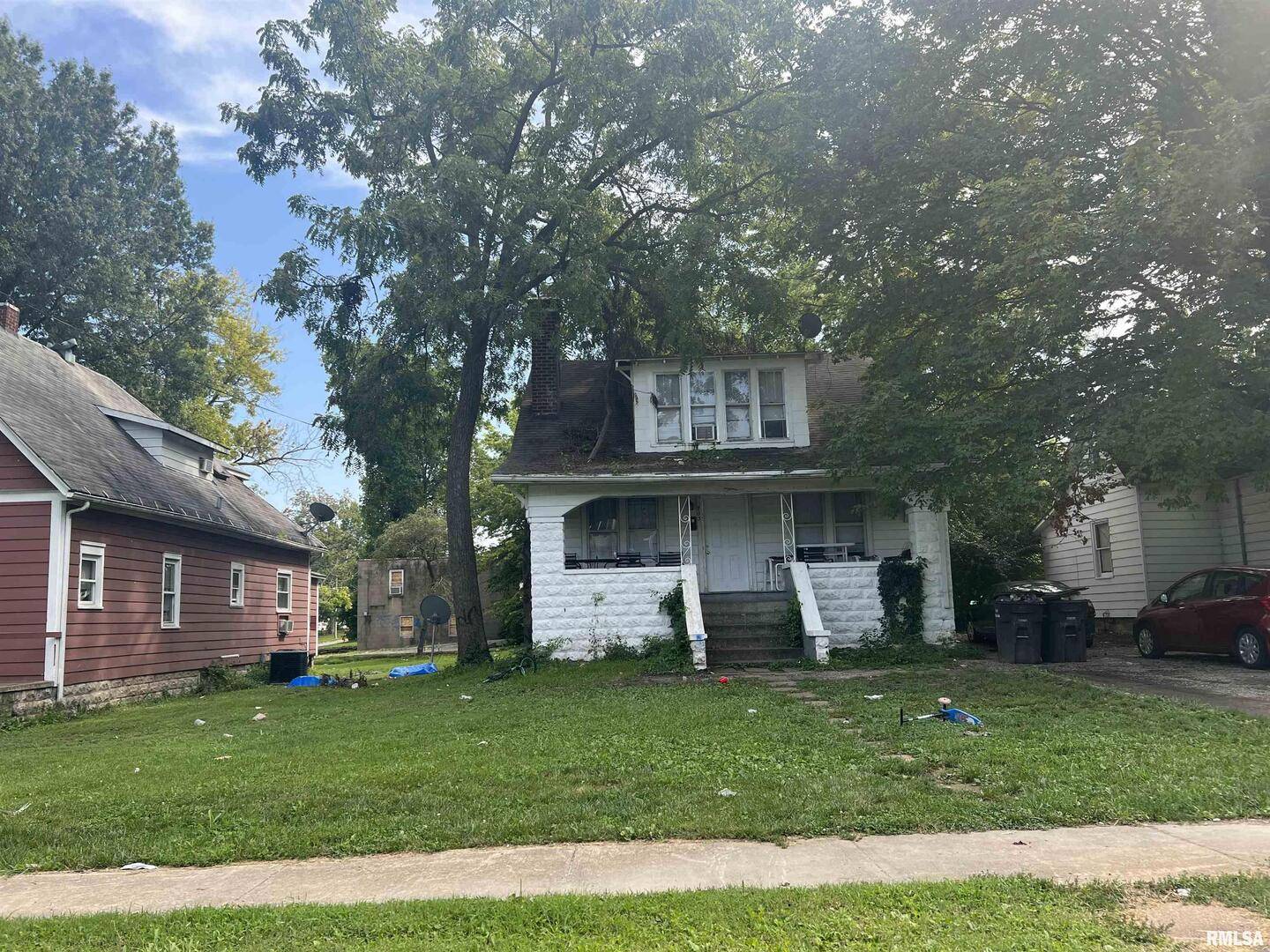 703 W COLLEGE ST, Carbondale, IL 62901