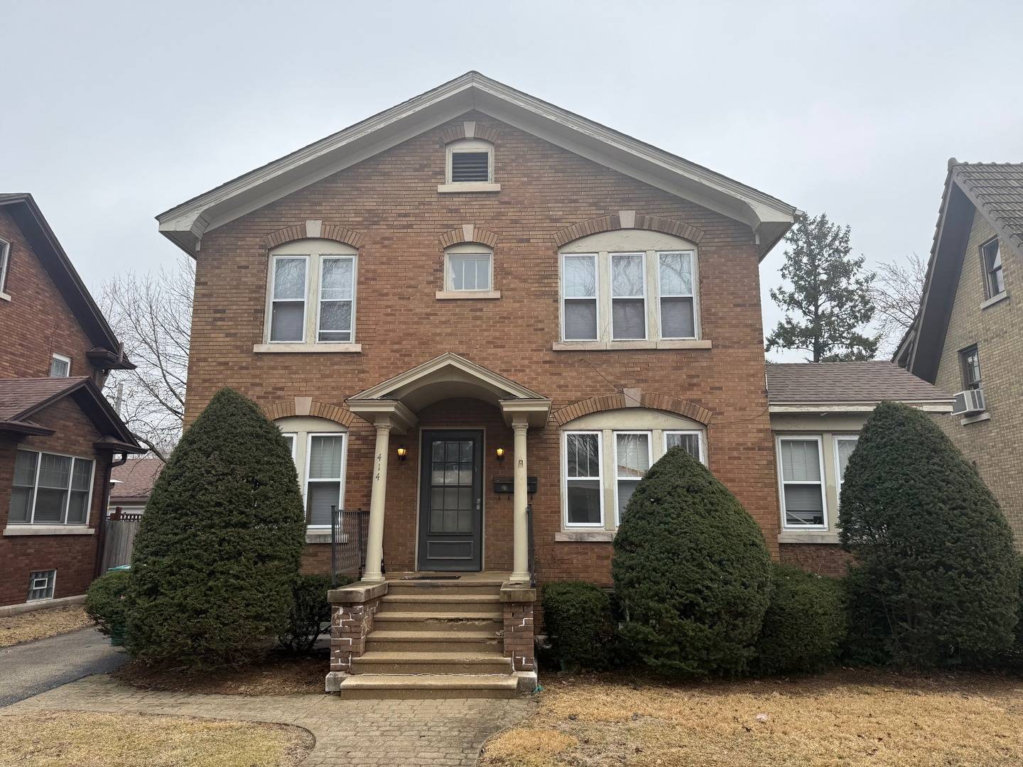 414 Cornelia ST, Joliet, IL 60435