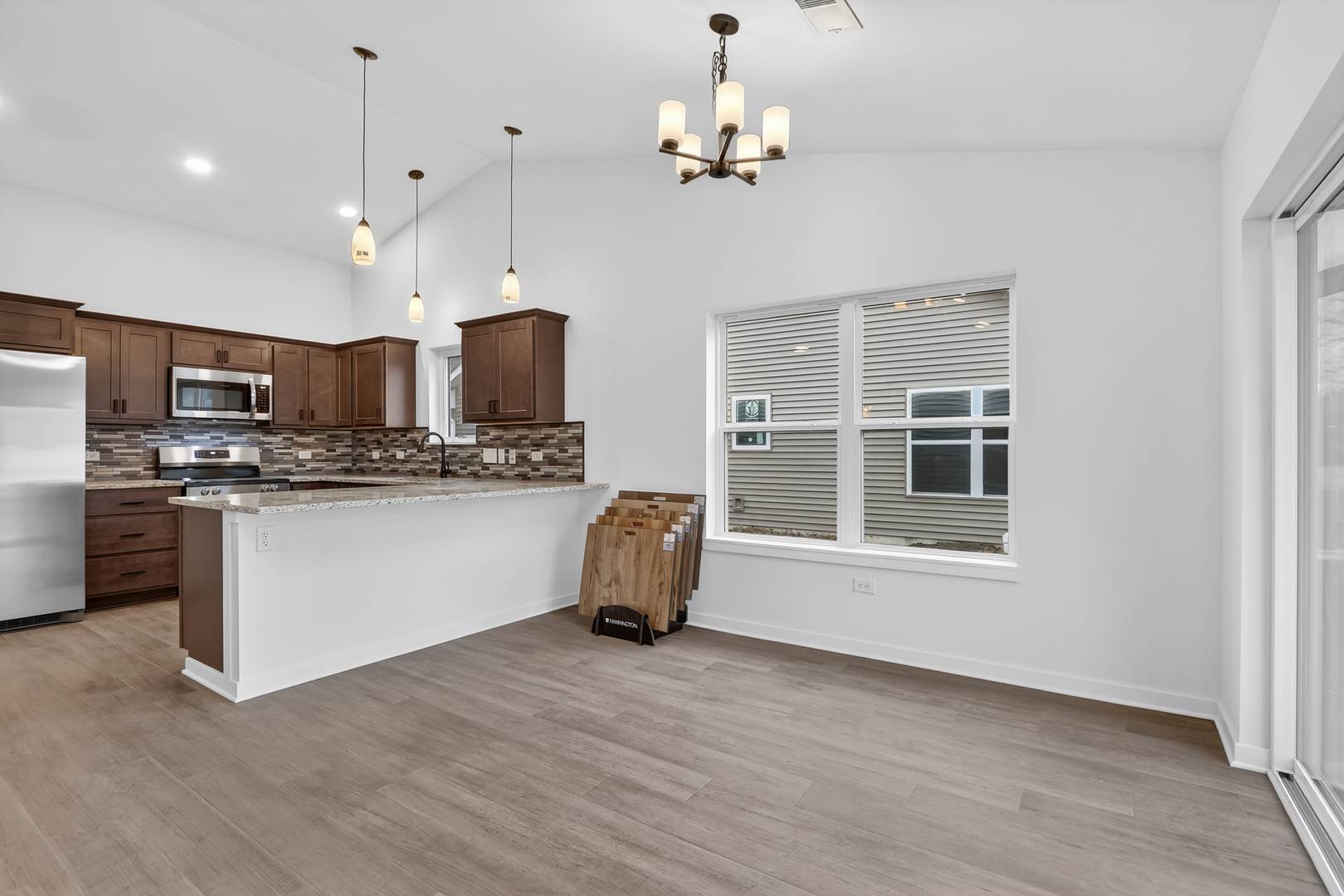 305 W South ST #305, Durand, IL 61024