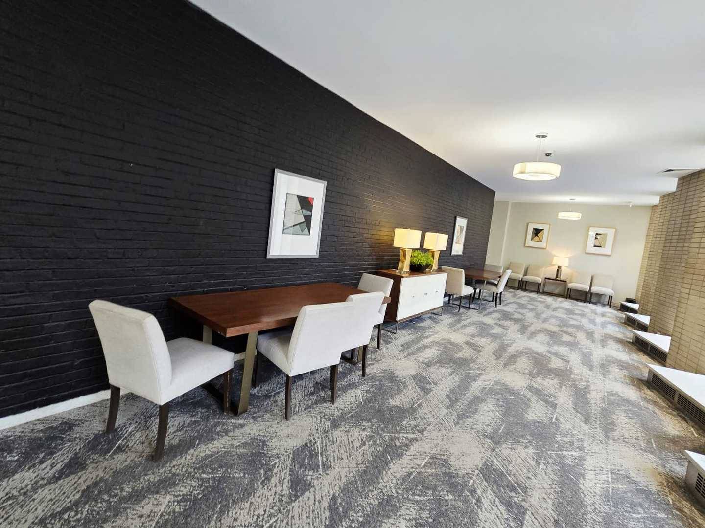 3950 N Lake Shore DR #2312, Chicago, IL 60613