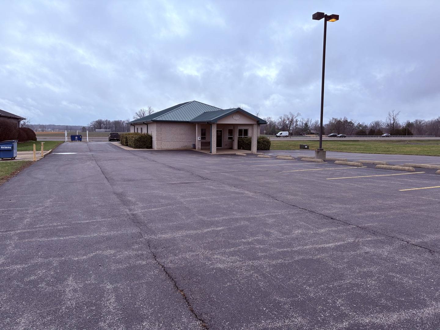 404 Rushing DR, Herrin, IL 62848