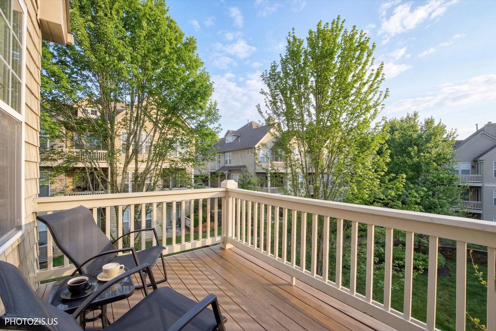 365 Lake AVE #C, Wauconda, IL 60084