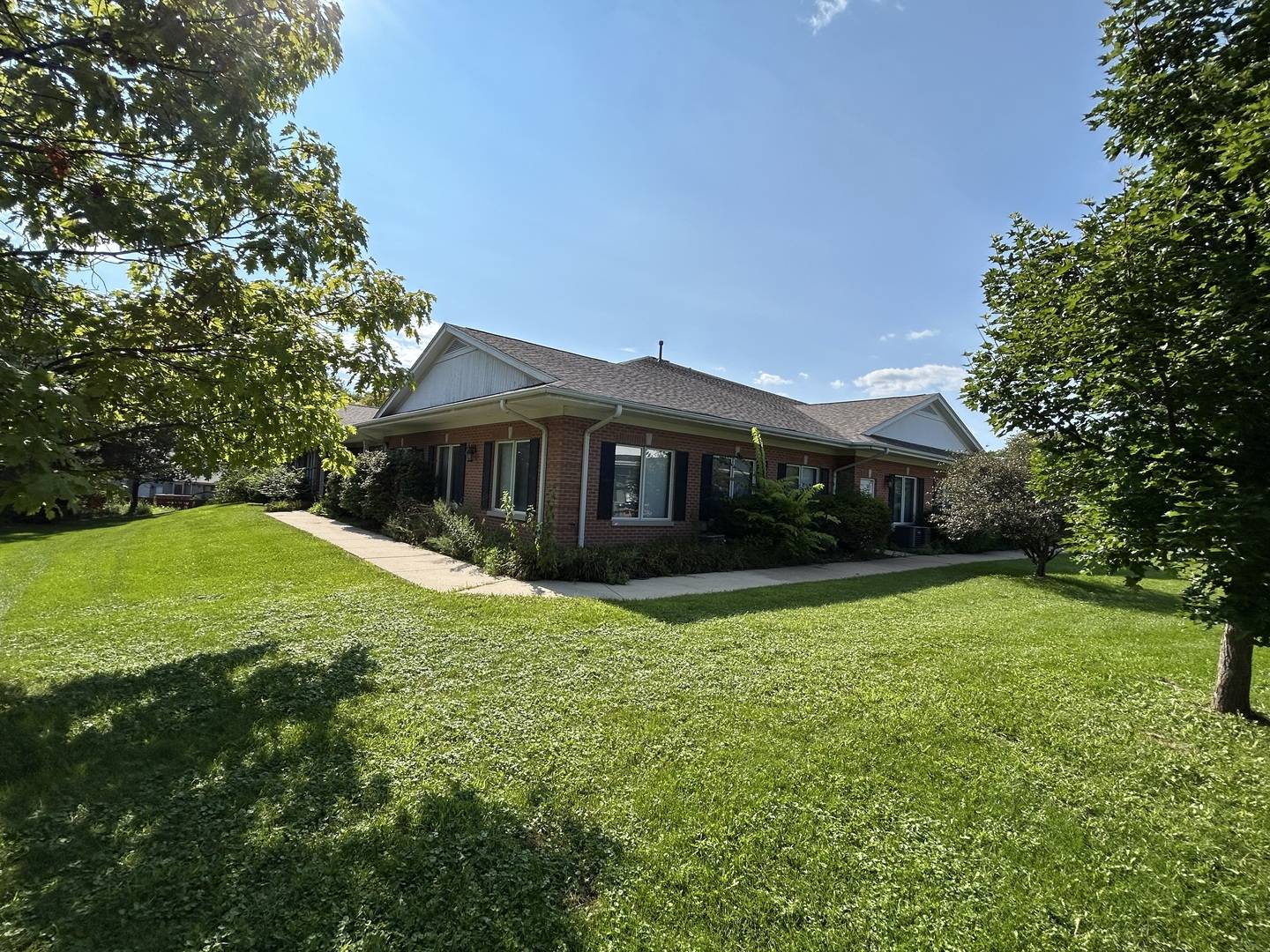 1510 Plainfield RD #3, Darien, IL 60561