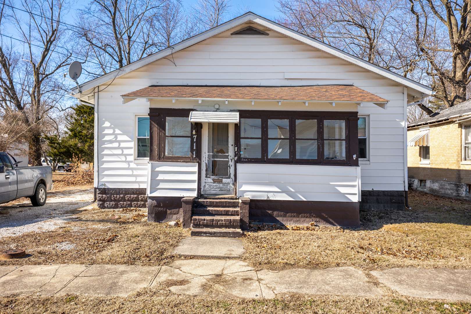 711 S Franklin ST, Litchfield, IL 62056