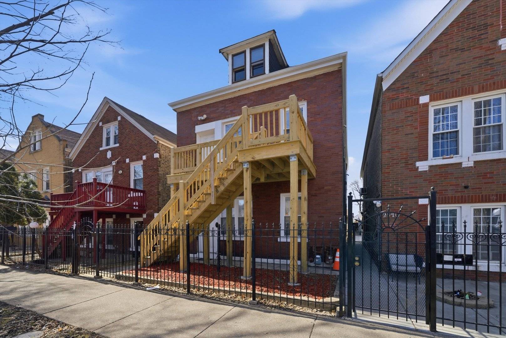 2812 S Trumbull AVE, Chicago, IL 60623