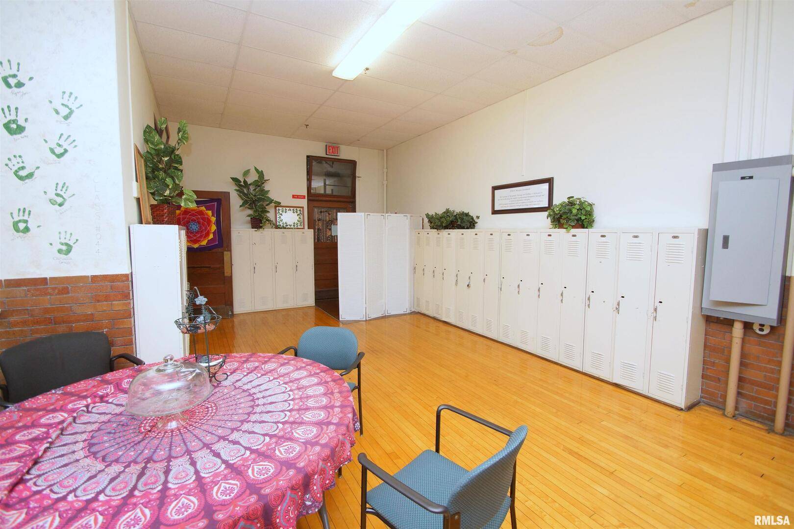 1730 WILKES AVE #34, Davenport, IA 52804