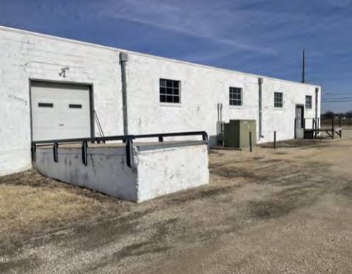 4177 N IL RTE 251 HWY, Mendota, IL 61342