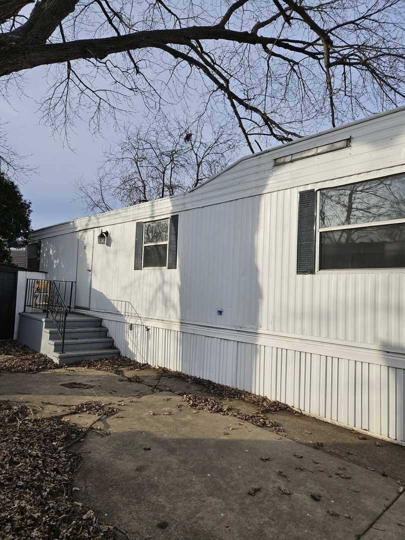 8800 S HARLEM AVE #1308, Bridgeview, IL 60455