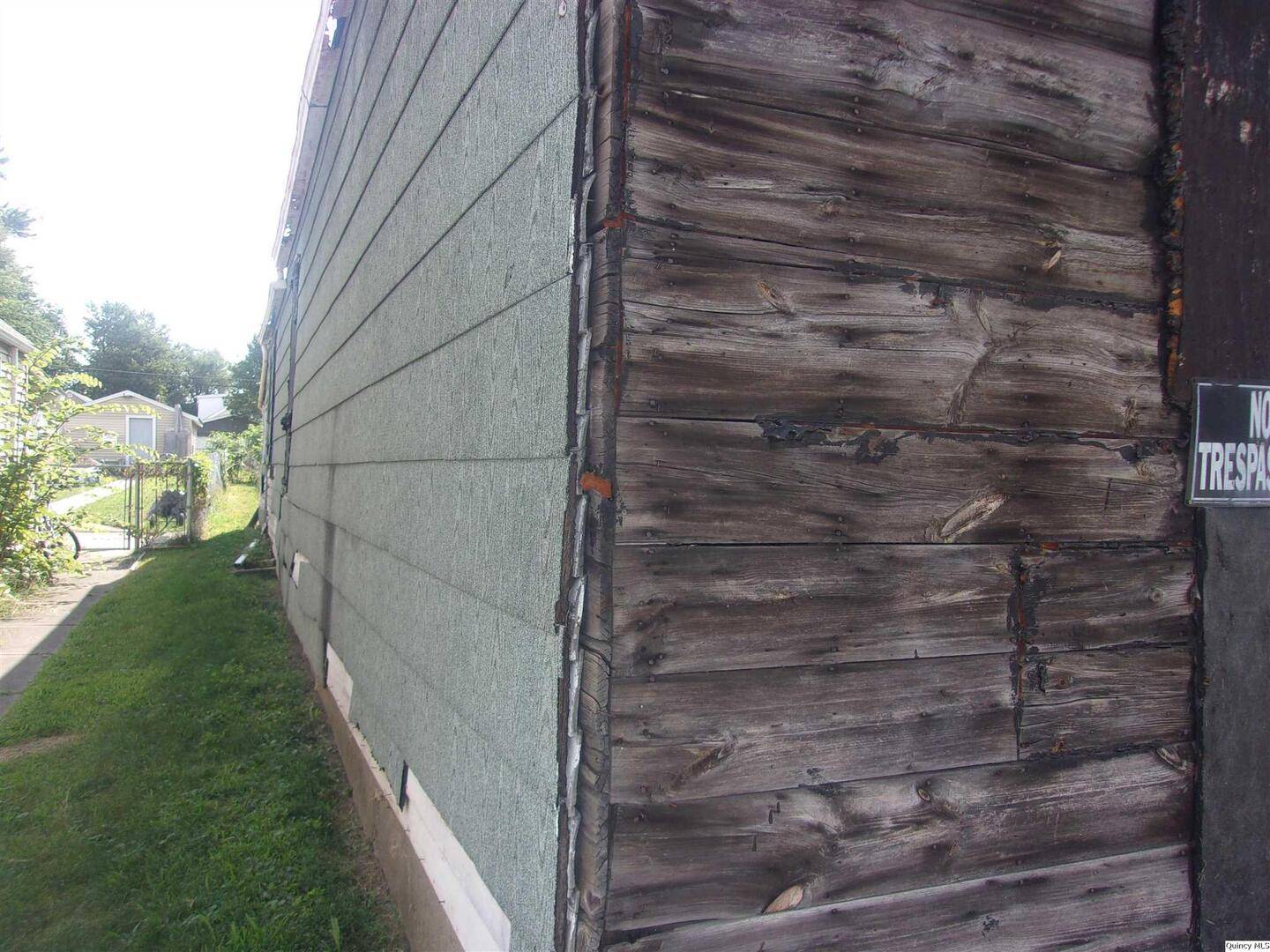 741 S 14th, Quincy, IL 62301