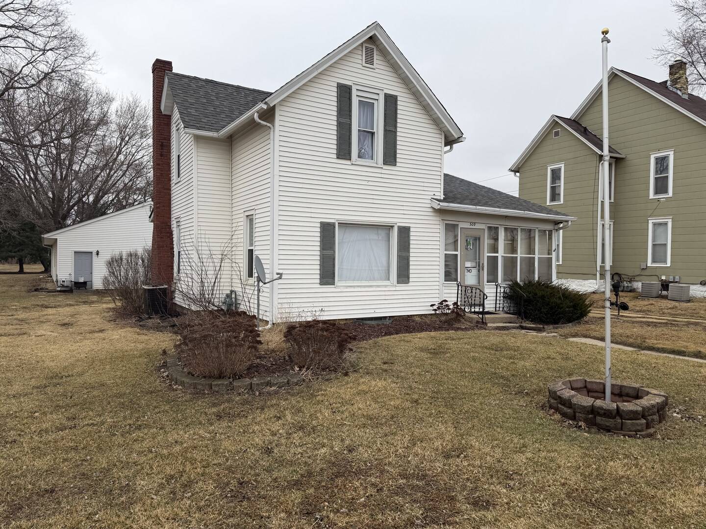 509 N Walnut ST, Byron, IL 61010