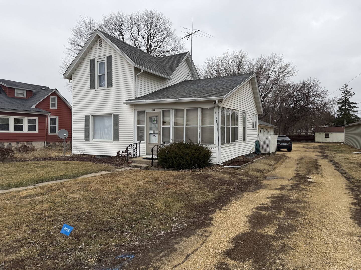 509 N Walnut ST, Byron, IL 61010