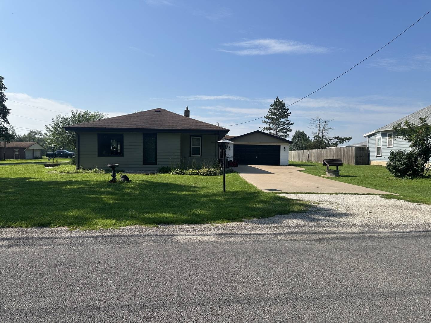415 W Livingston RD, Streator, IL 61364