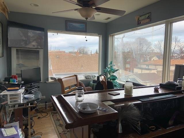 3711 S Damen AVE #3, Chicago, IL 60609
