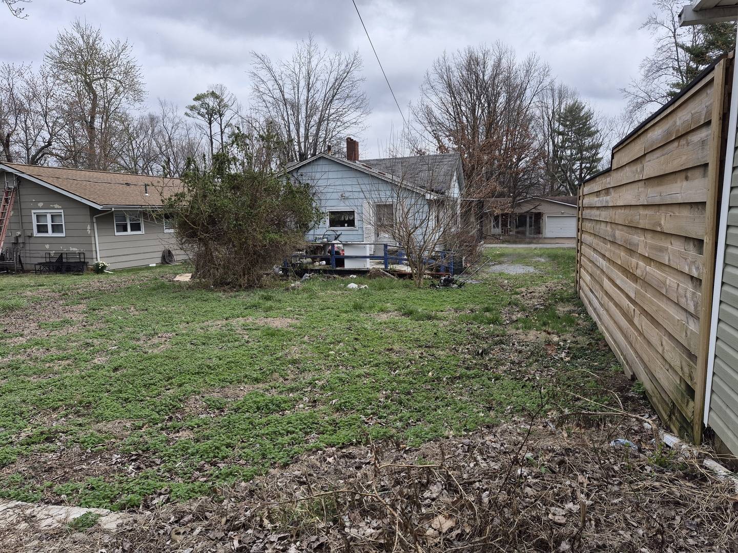 517 S 6th ST, Herrin, IL 62948