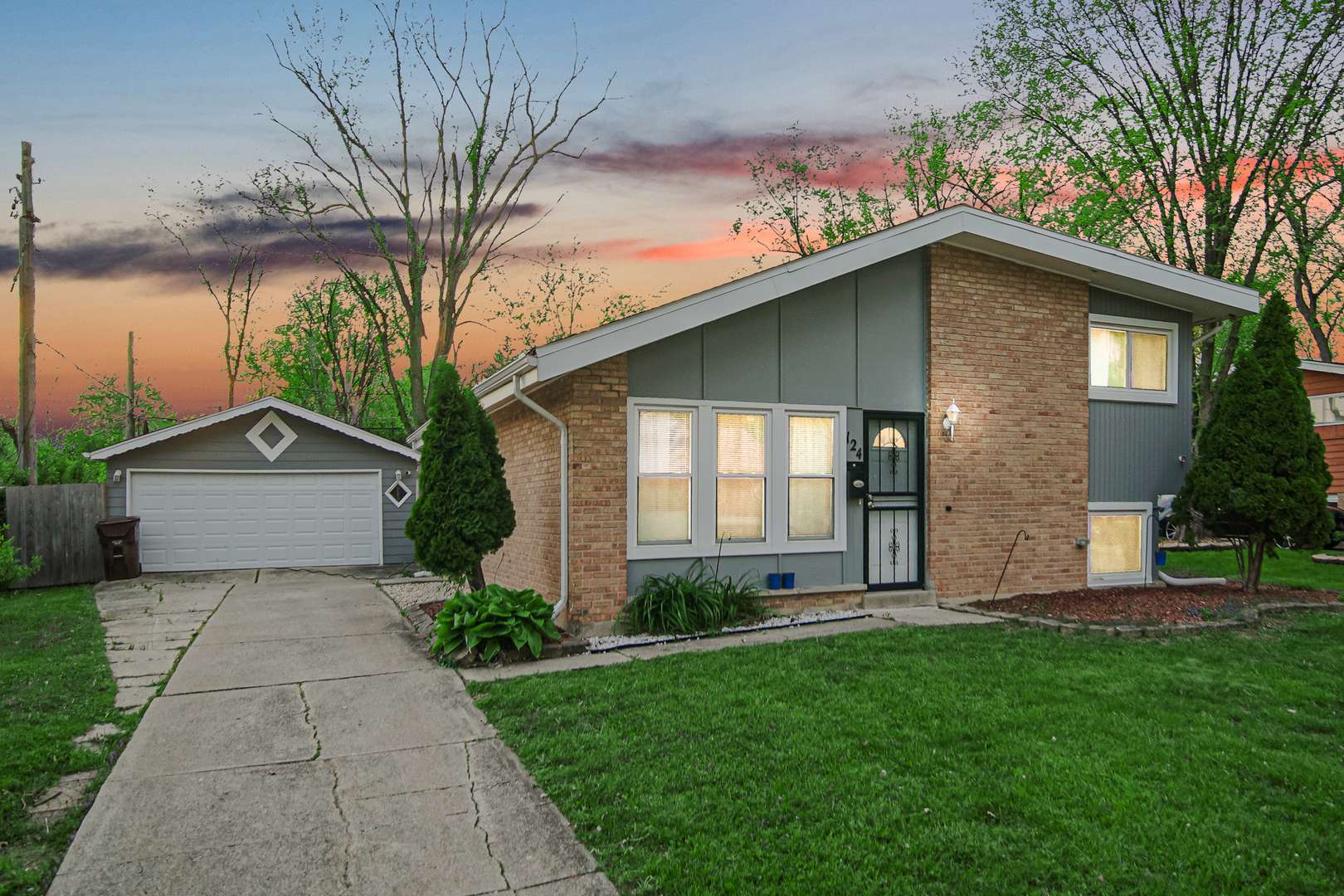 124 Wilson ST, Park Forest, IL 60466