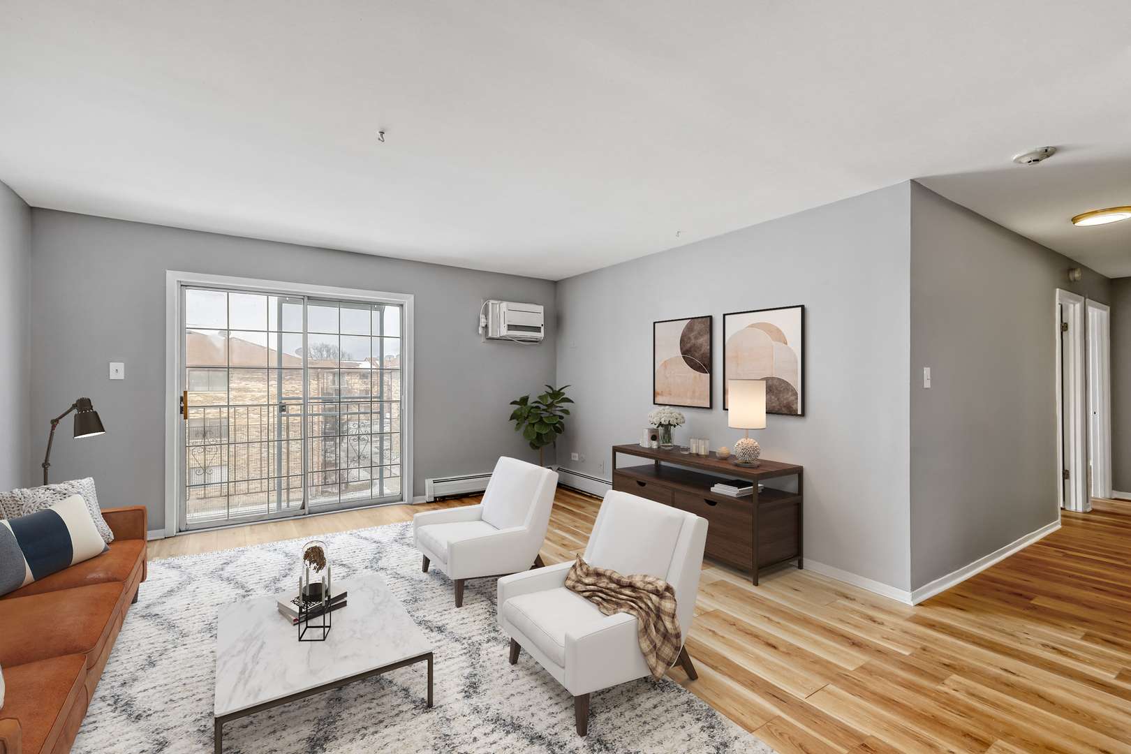 147 W Elk TRL #345, Carol Stream, IL 60188